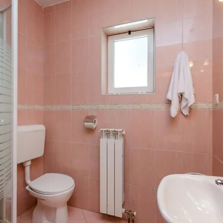 Laura 4 - Hr-05492-04 By Interhome Appartement Crikvenica